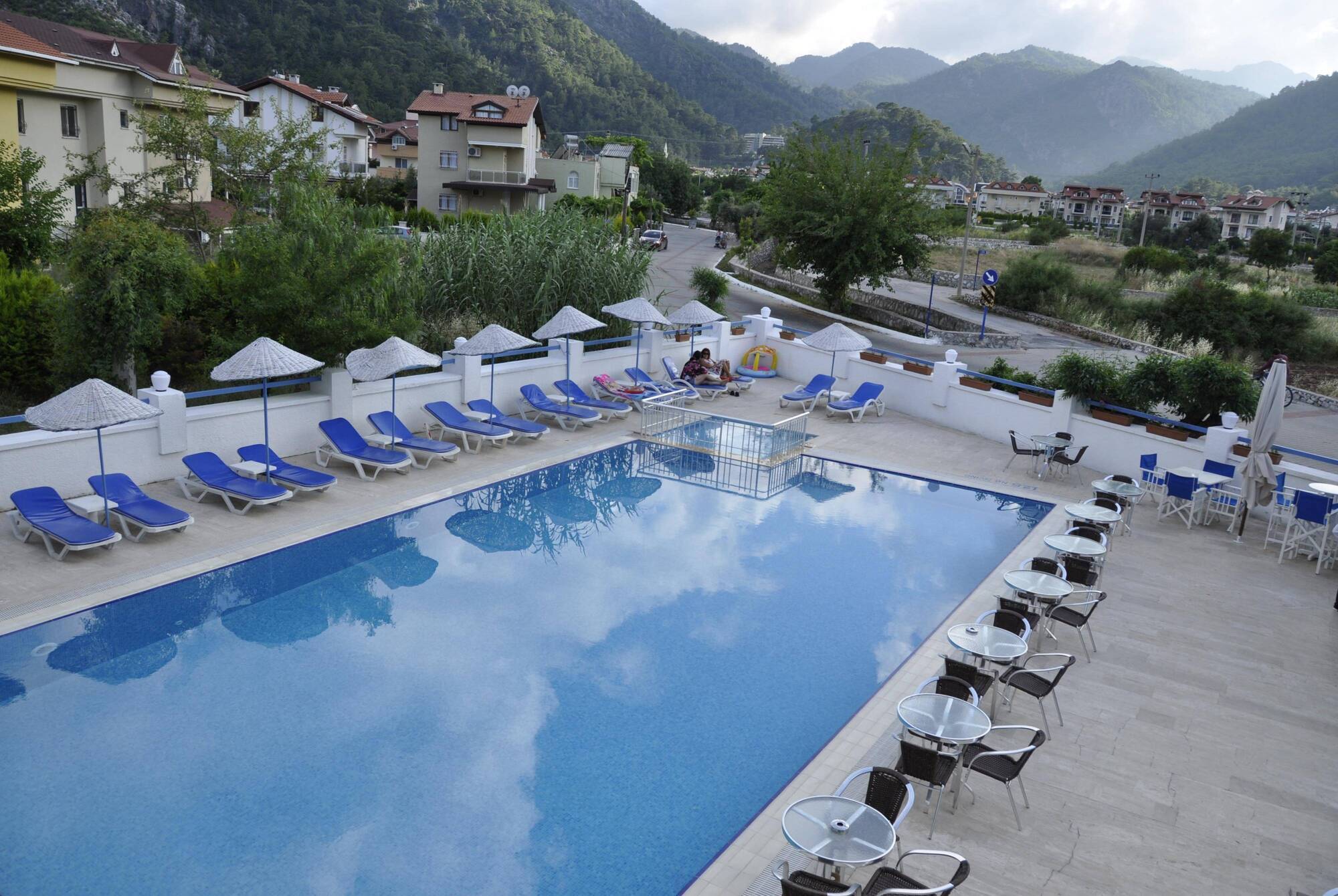 Oylum Park Hotel İçmeler Esterno foto